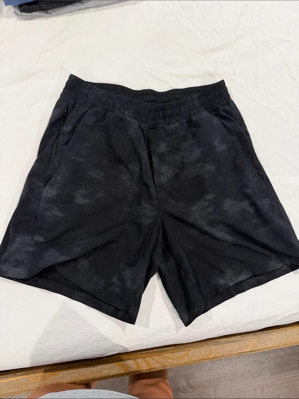 Lululemon 7” unlined pacebreaker shorts